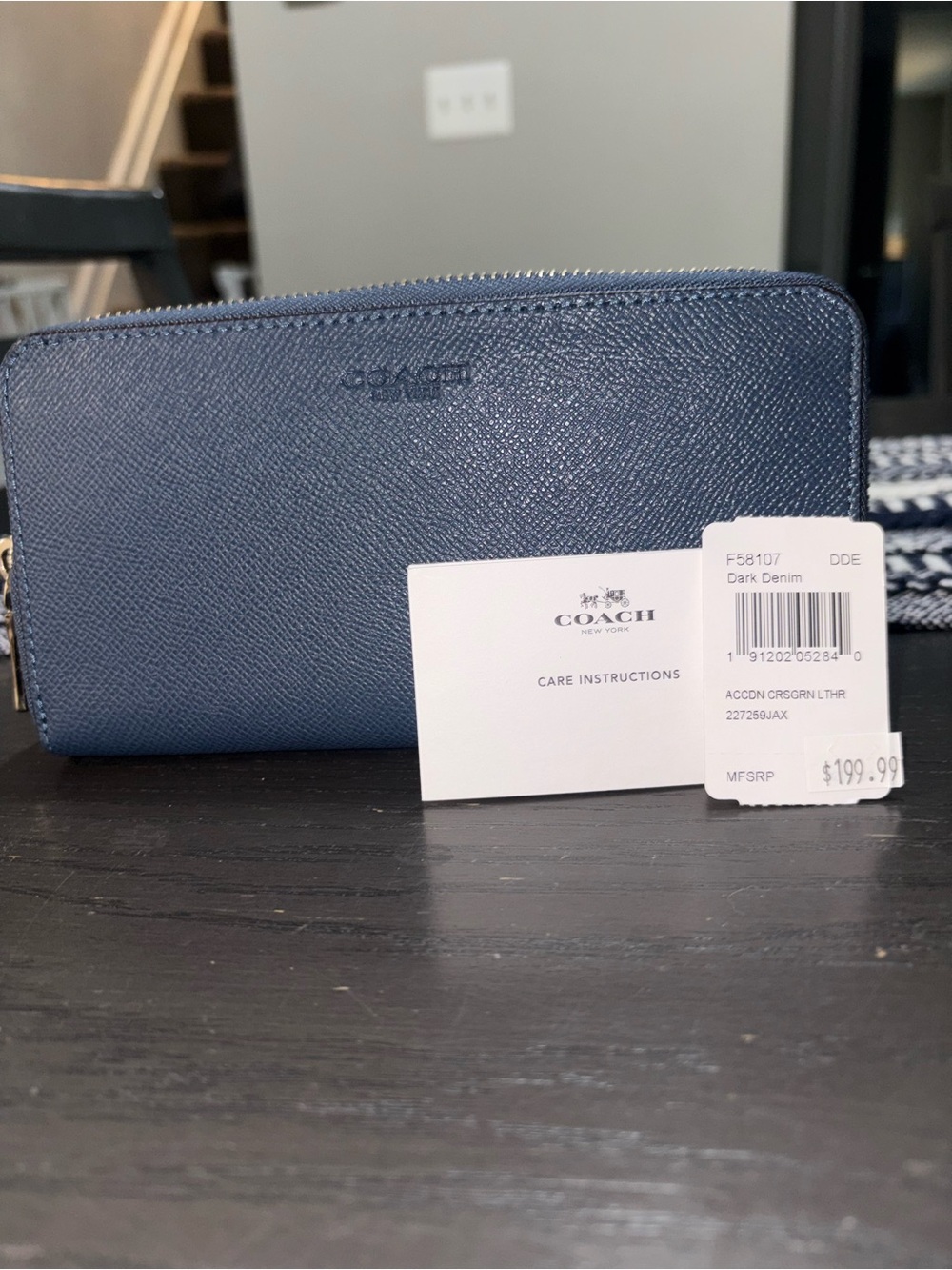 Coach Accordion Wallet in Crossgrain Leather